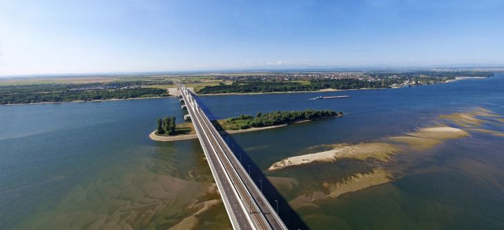Most Nowej Europy. Fot. naskopi/Shutterstock.com